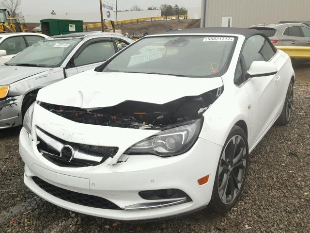 W04WT3N59GG062189 - 2016 BUICK CASCADA PR WHITE photo 2