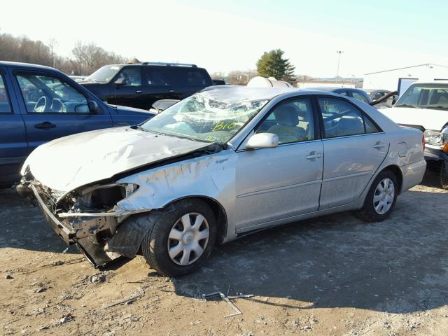 4T1BE32K93U138316 - 2003 TOYOTA CAMRY LE SILVER photo 2