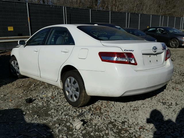 4T1BF3EK5BU759074 - 2011 TOYOTA CAMRY BASE WHITE photo 3