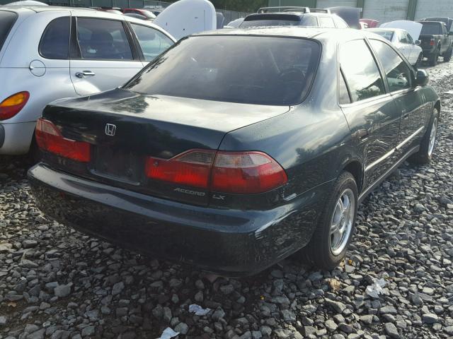 1HGCG564XYA010560 - 2000 HONDA ACCORD LX GREEN photo 4