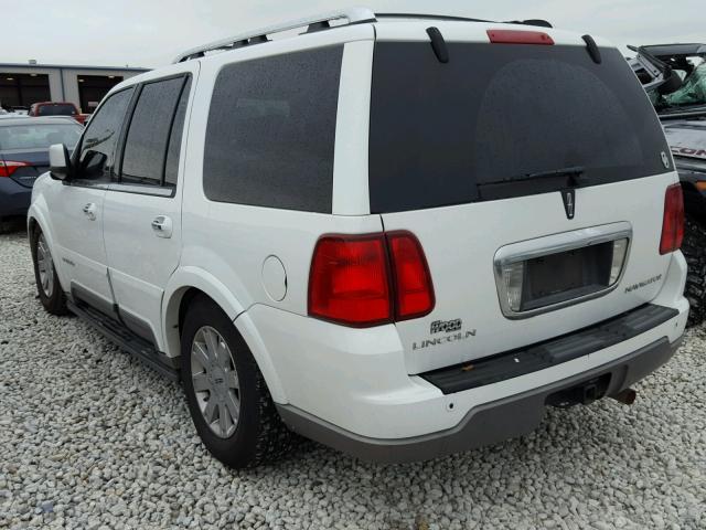 5LMFU27R34LJ30236 - 2004 LINCOLN NAVIGATOR 白色 照片 3