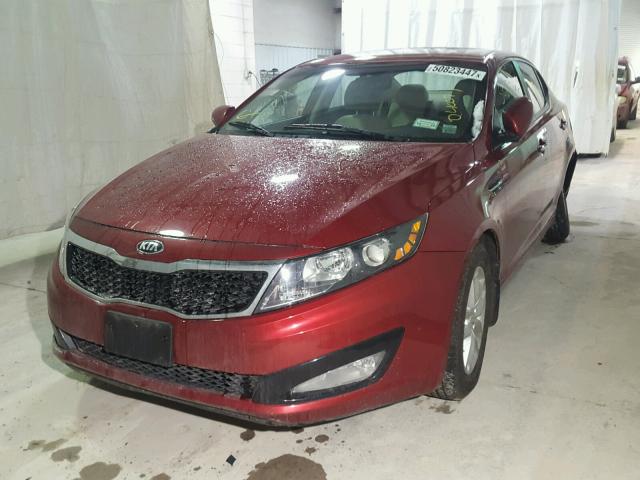 5XXGM4A73DG197398 - 2013 KIA OPTIMA LX RED photo 2