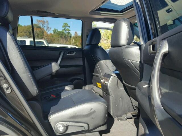 5TDZK3EH6DS126836 - 2013 TOYOTA HIGHLANDER BLACK photo 6