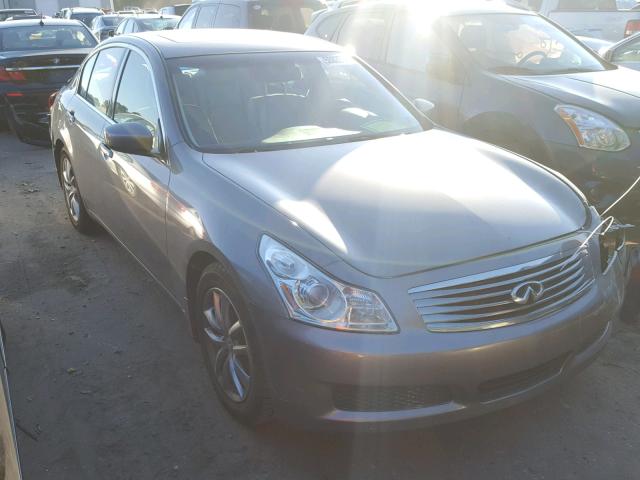 JNKCV61E09M013900 - 2009 INFINITI G37 BASE GRAY photo 1