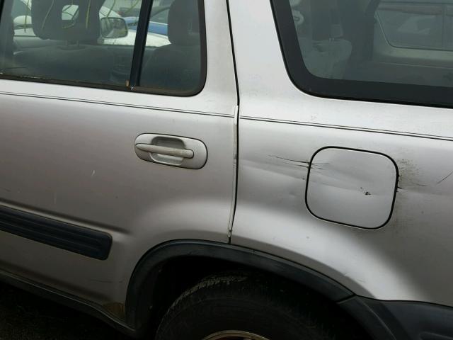 JHLRD1767WC068172 - 1998 HONDA CR-V EX SILVER photo 9