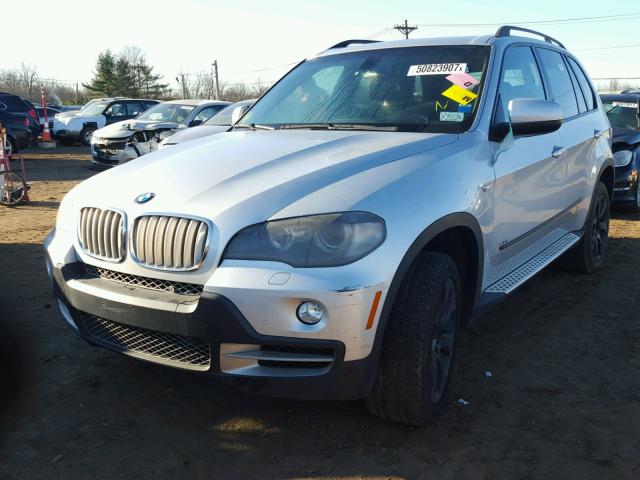 5UXFE835X8L161899 - 2008 BMW X5 4.8I SILVER photo 2