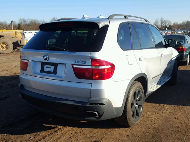 5UXFE835X8L161899 - 2008 BMW X5 4.8I SILVER photo 4