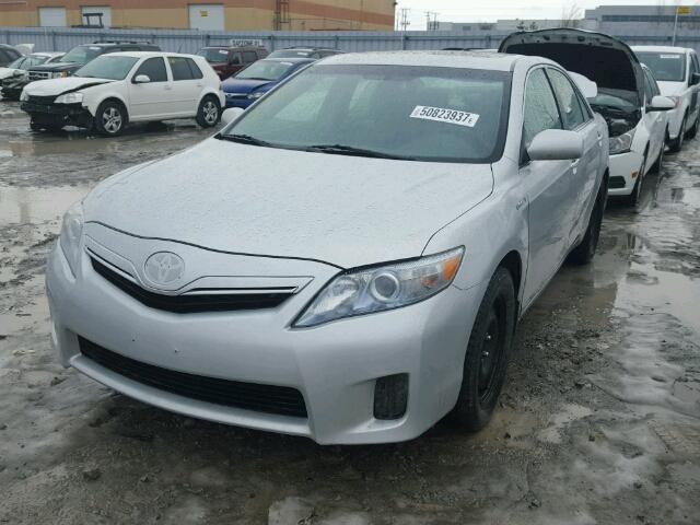 4T1BB3EK5AU113477 - 2010 TOYOTA CAMRY HYBR GRAY photo 2