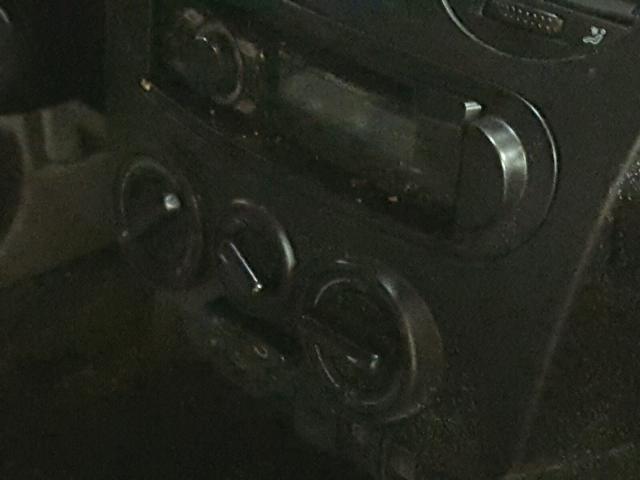 3VWCR31C04M422802 - 2004 VOLKSWAGEN NEW BEETLE 蓝色 照片 9