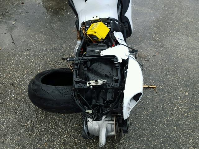 JS1GX72A3C2102937 - 2012 SUZUKI GSX1300 R WHITE photo 9