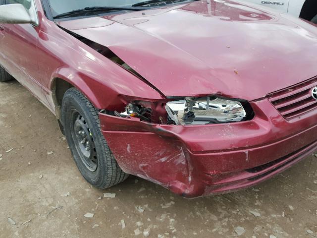 4T1BG22K7WU829398 - 1998 TOYOTA CAMRY CE RED photo 9