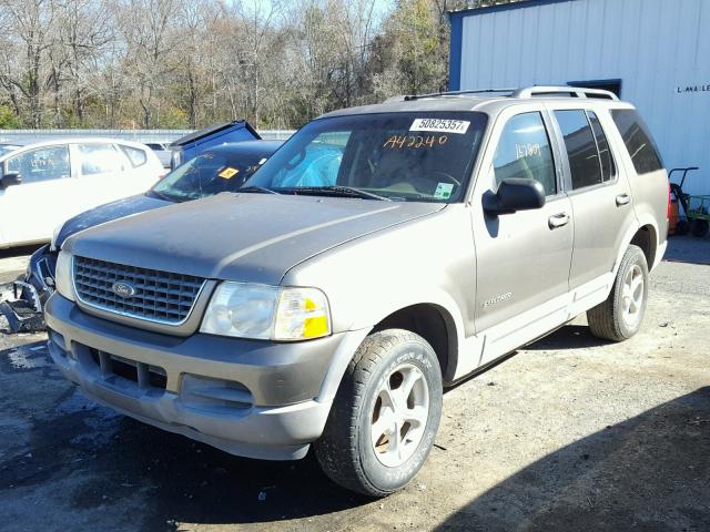 1FMZU63E82ZA42240 - 2002 FORD EXPLORER X TAN photo 2