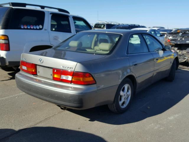 JT8BF28G7X5059000 - 1999 LEXUS ES 300 GRAY photo 4