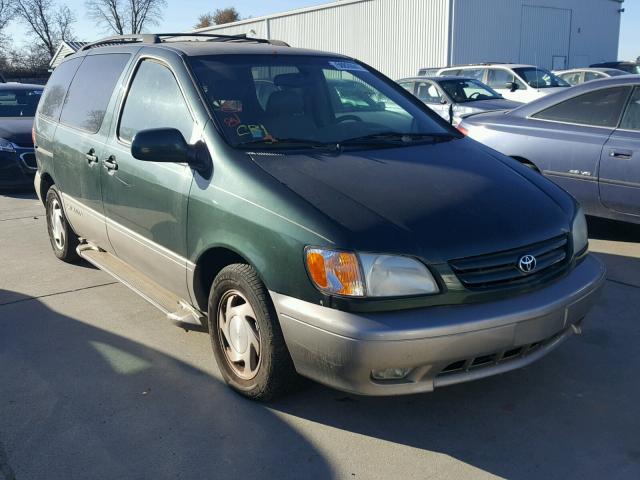 4T3ZF13C72U472762 - 2002 TOYOTA SIENNA LE GREEN photo 1