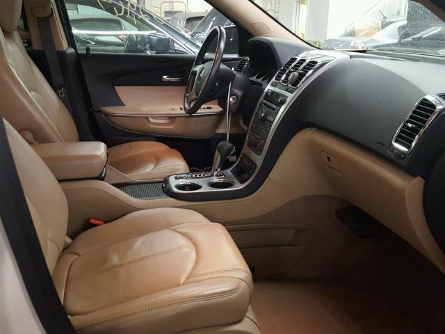 1GKLVMED9AJ131347 - 2010 GMC ACADIA SLT WHITE photo 5