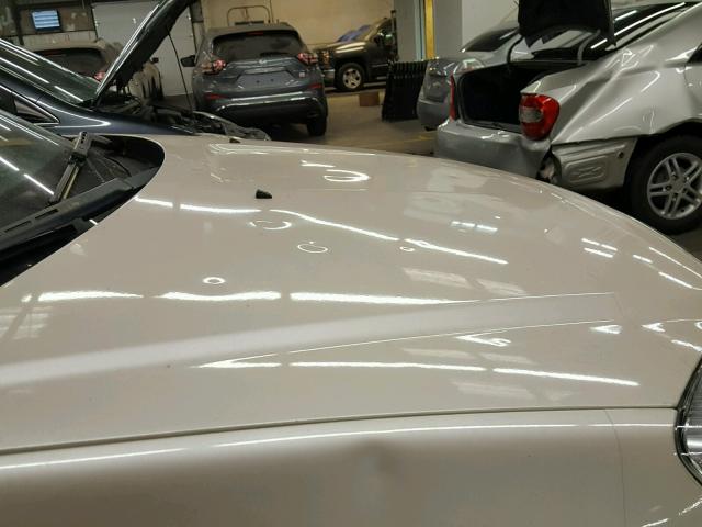 1GKLVMED9AJ131347 - 2010 GMC ACADIA SLT WHITE photo 9