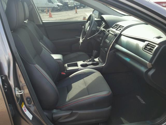 4T1BF1FK7GU168948 - 2016 TOYOTA CAMRY LE ყავისფერი ფოტო 5