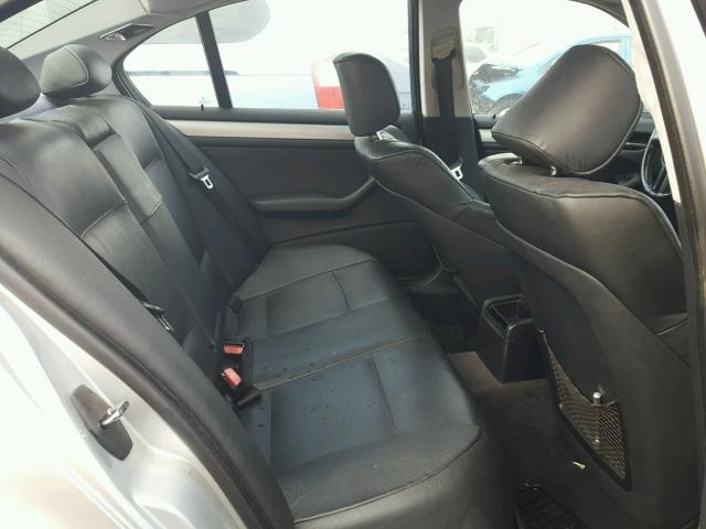 WBAAV53431JS91524 - 2001 BMW 330 I SILVER photo 6