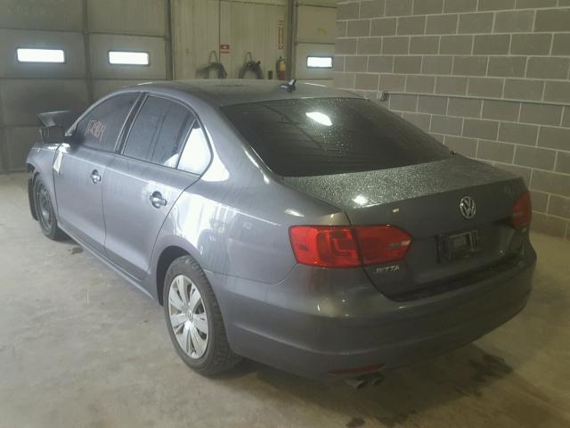 3VWLL7AJ8EM288355 - 2014 VOLKSWAGEN JETTA TDI GRAY photo 3