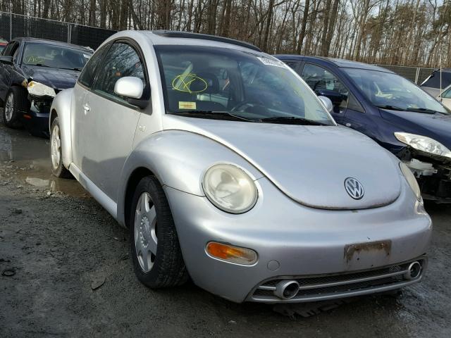 3VWCC21C4XM474224 - 1999 VOLKSWAGEN NEW BEETLE SILVER photo 1