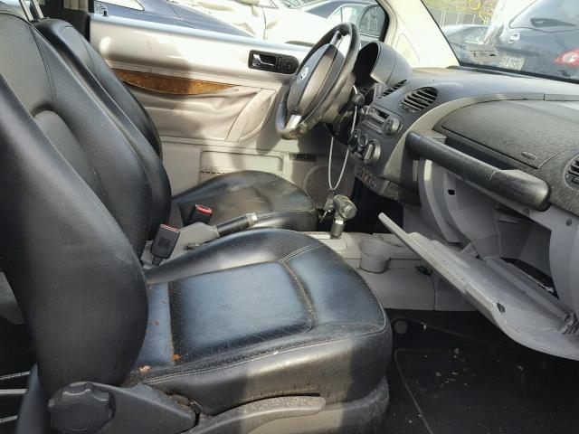 3VWCC21C4XM474224 - 1999 VOLKSWAGEN NEW BEETLE 银色 照片 5