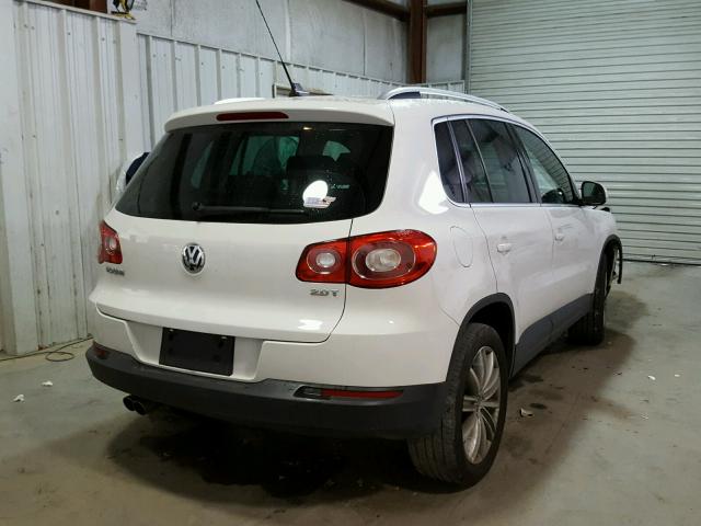 WVGAV7AX2BW505916 - 2011 VOLKSWAGEN TIGUAN S WHITE photo 4