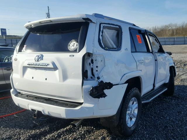 JTEZU5JR9G5118417 - 2016 TOYOTA 4RUNNER SR WHITE photo 4