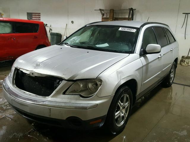 2A8GM68X37R219437 - 2007 CHRYSLER PACIFICA T SILVER photo 2