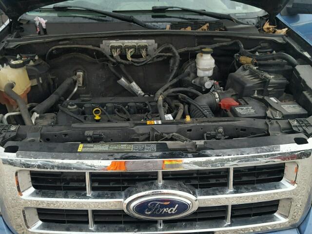 1FMCU02719KA02915 - 2009 FORD ESCAPE XLS BLUE photo 7