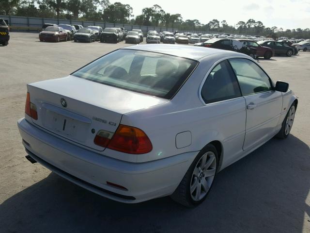 WBABN33401JW50711 - 2001 BMW 325 CI WHITE photo 4