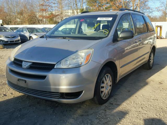 5TDZA23C44S168619 - 2004 TOYOTA SIENNA CE SILVER photo 2