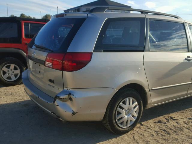 5TDZA23C44S168619 - 2004 TOYOTA SIENNA CE SILVER photo 9