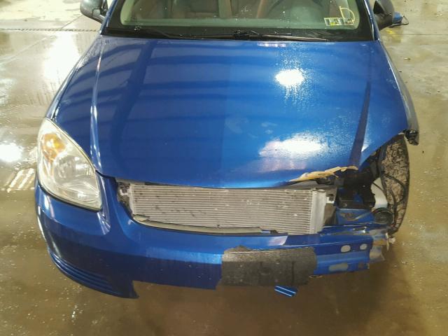 1G1AK12F457603983 - 2005 CHEVROLET COBALT BLUE photo 9