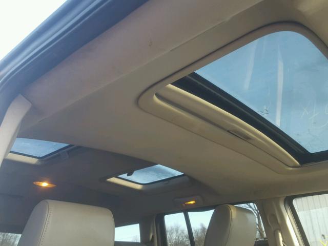 1J8HG48K36C233138 - 2006 JEEP COMMANDER WHITE photo 9