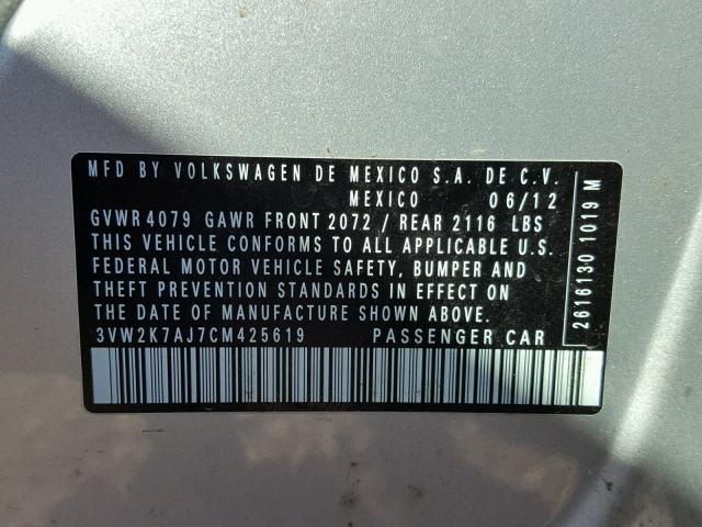 3VW2K7AJ7CM425619 - 2012 VOLKSWAGEN JETTA BASE SILVER photo 10