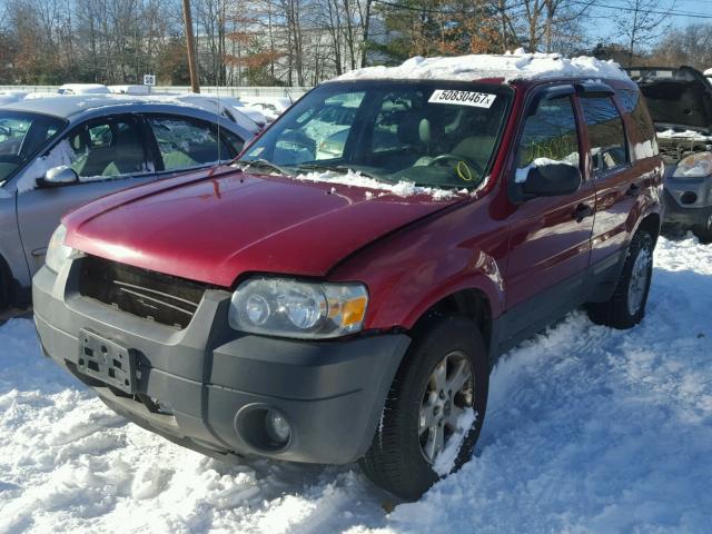 1FMYU93165KD73244 - 2005 FORD ESCAPE XLT RED photo 2