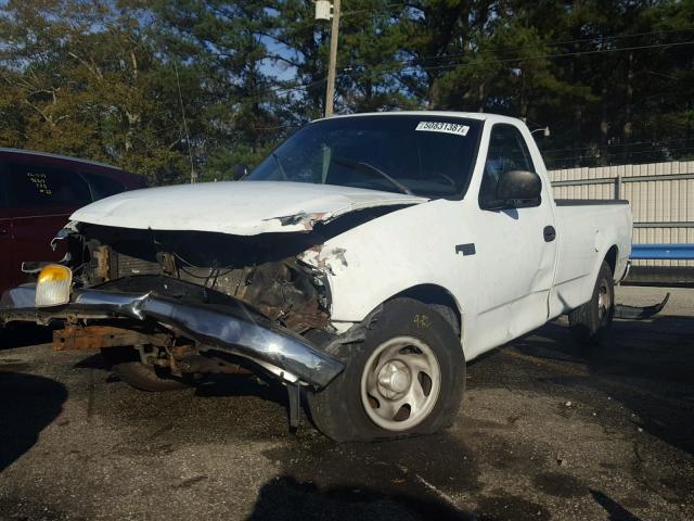 1FTRF17222NC03285 - 2002 FORD F150 WHITE photo 2