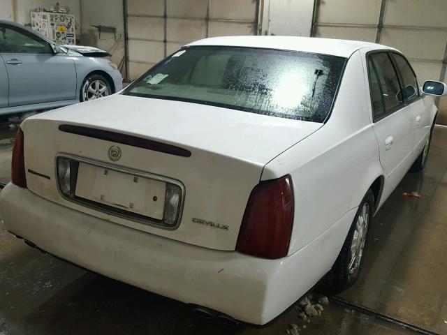 1G6KD54Y83U135804 - 2003 CADILLAC DEVILLE WHITE photo 4