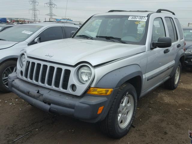 1J4GK48KX7W576878 - 2007 JEEP LIBERTY SP SILVER photo 2