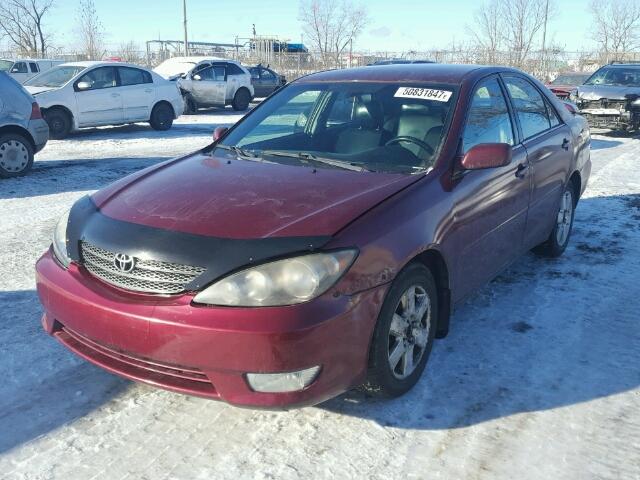 4T1BE32K25U057306 - 2005 TOYOTA CAMRY LE RED photo 2