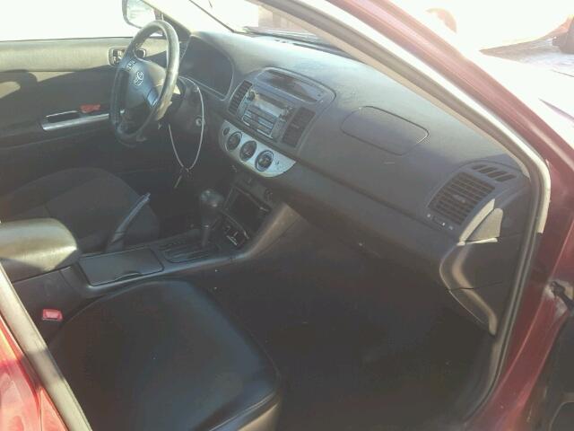 4T1BE32K25U057306 - 2005 TOYOTA CAMRY LE 红色 照片 5