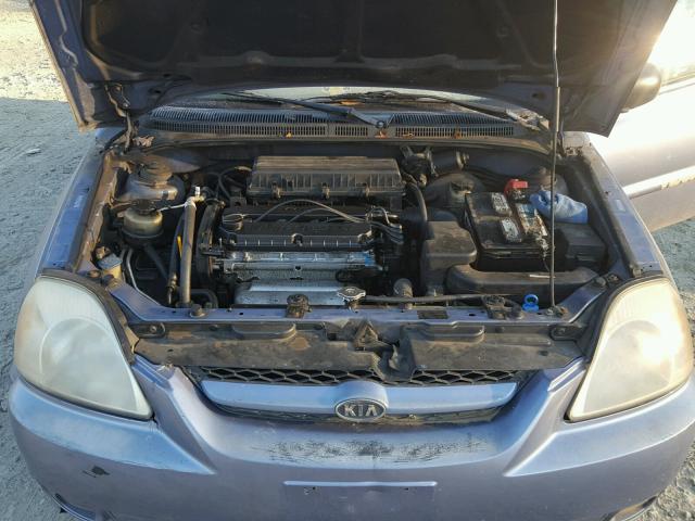 KNADC125756383704 - 2005 KIA RIO BLUE photo 7