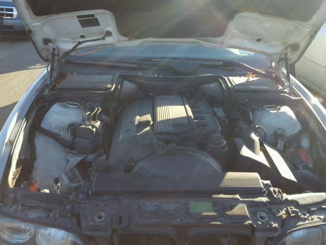 WBADT43461GX23078 - 2001 BMW 525 I AUTO BLUE photo 7