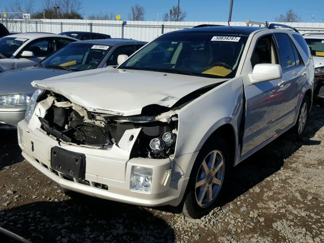 1GYEE63A250219364 - 2005 CADILLAC SRX WHITE photo 2