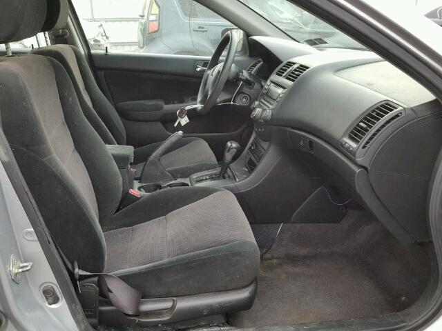 1HGCM56304A156153 - 2004 HONDA ACCORD LX SILVER photo 5