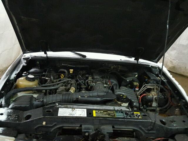 4F4YR12D03TM00312 - 2003 MAZDA B2300 BLACK photo 7