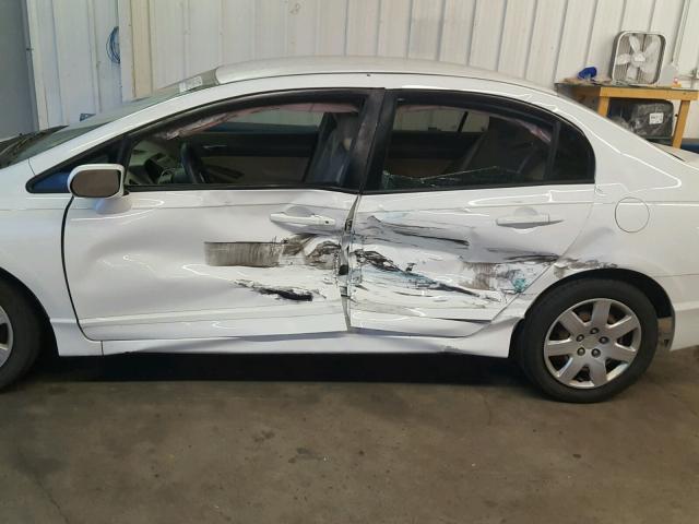 2HGFA16558H331388 - 2008 HONDA CIVIC LX WHITE photo 10