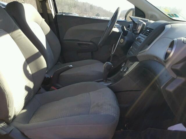 1G1JA5SH1F4138075 - 2015 CHEVROLET SONIC LS 蓝色 照片 5