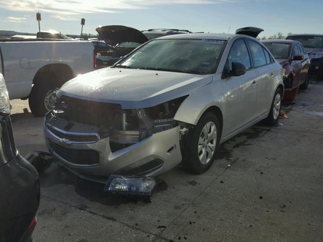 1G1PA5SH8F7134758 - 2015 CHEVROLET CRUZE LS SILVER photo 2