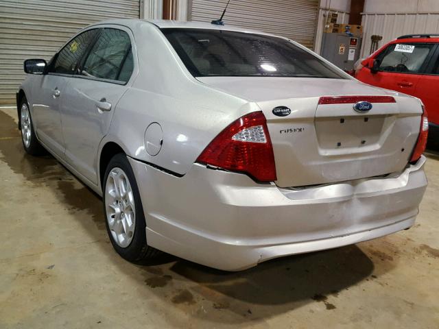 3FAHP0HA0AR152377 - 2010 FORD FUSION SE SILVER photo 3